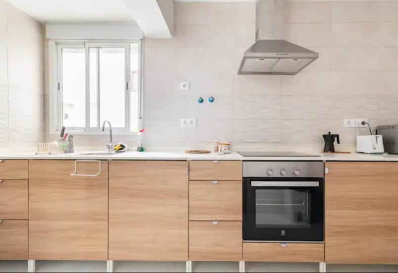Private Room In Shared Apartment Valencia Workstay Exterior foto